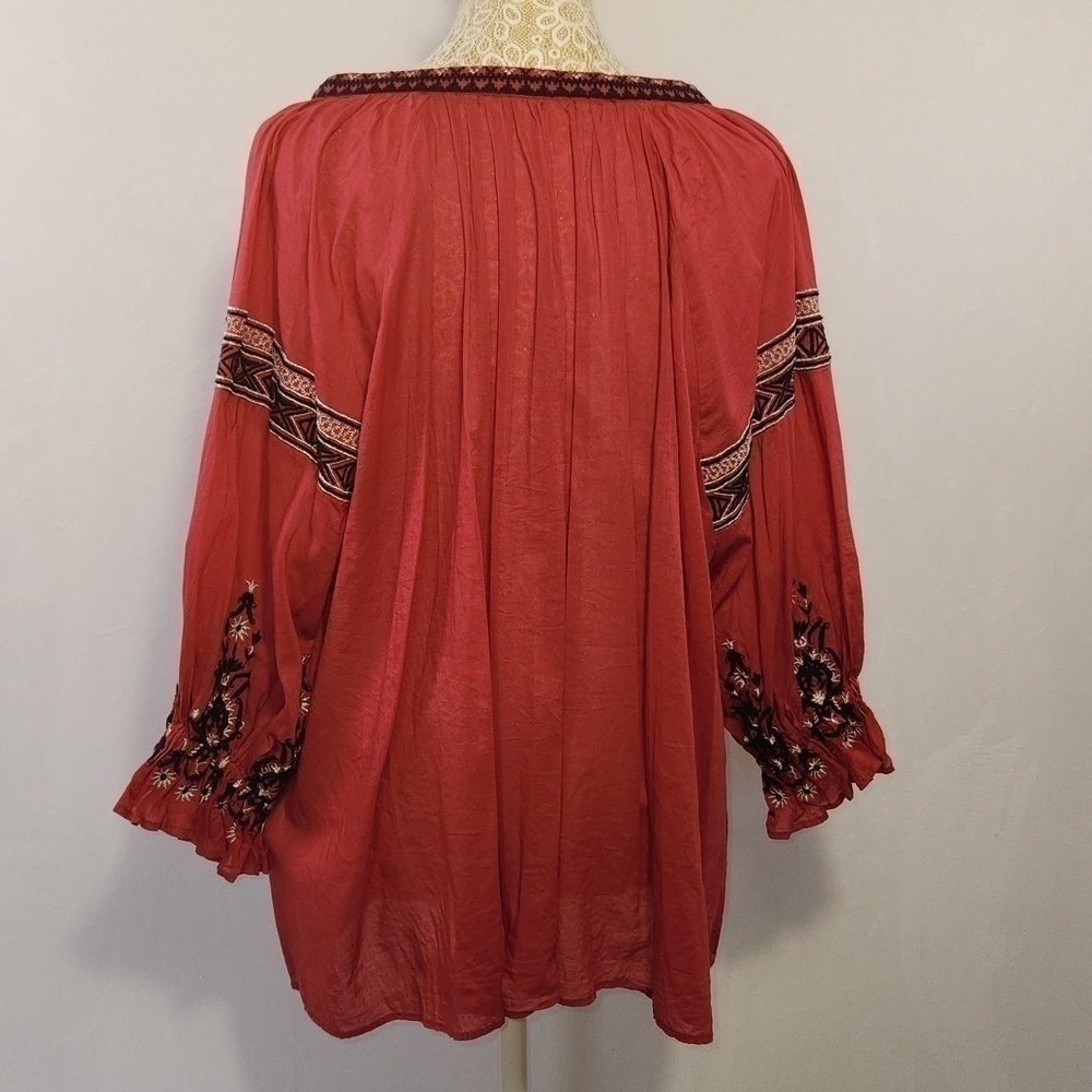 Alicia Pageboy M Red Aztec/Tribal Embroidered V-Neck Tassle Tie Front Boho Top - Picture 11 of 14